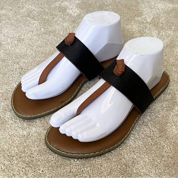 Seven7 T-Strap Faux Leather Flip Flops Sandals-Brown/Black-Women’s 8-Casual-Boho - Picture 3 of 11